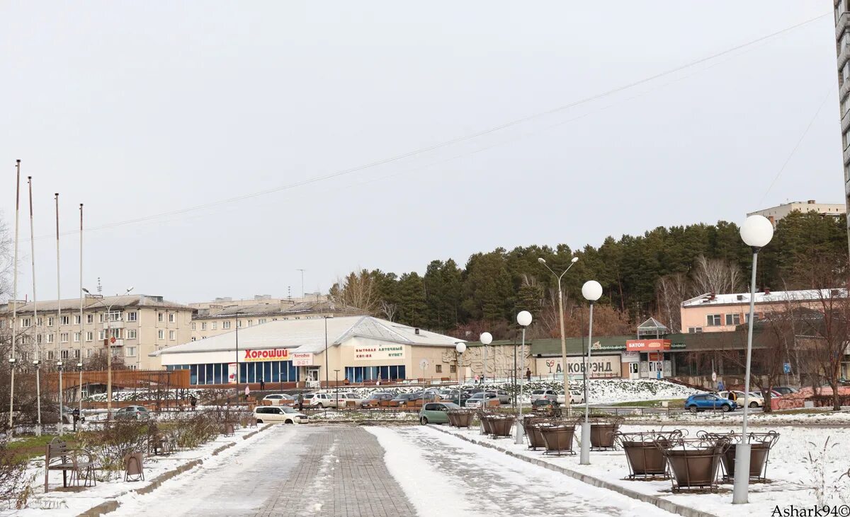 Мою сам саров курчатова. Саров улица курчатова. Курчатова 54. Улица курчатова железногорск. Курчатова, 18 фото.