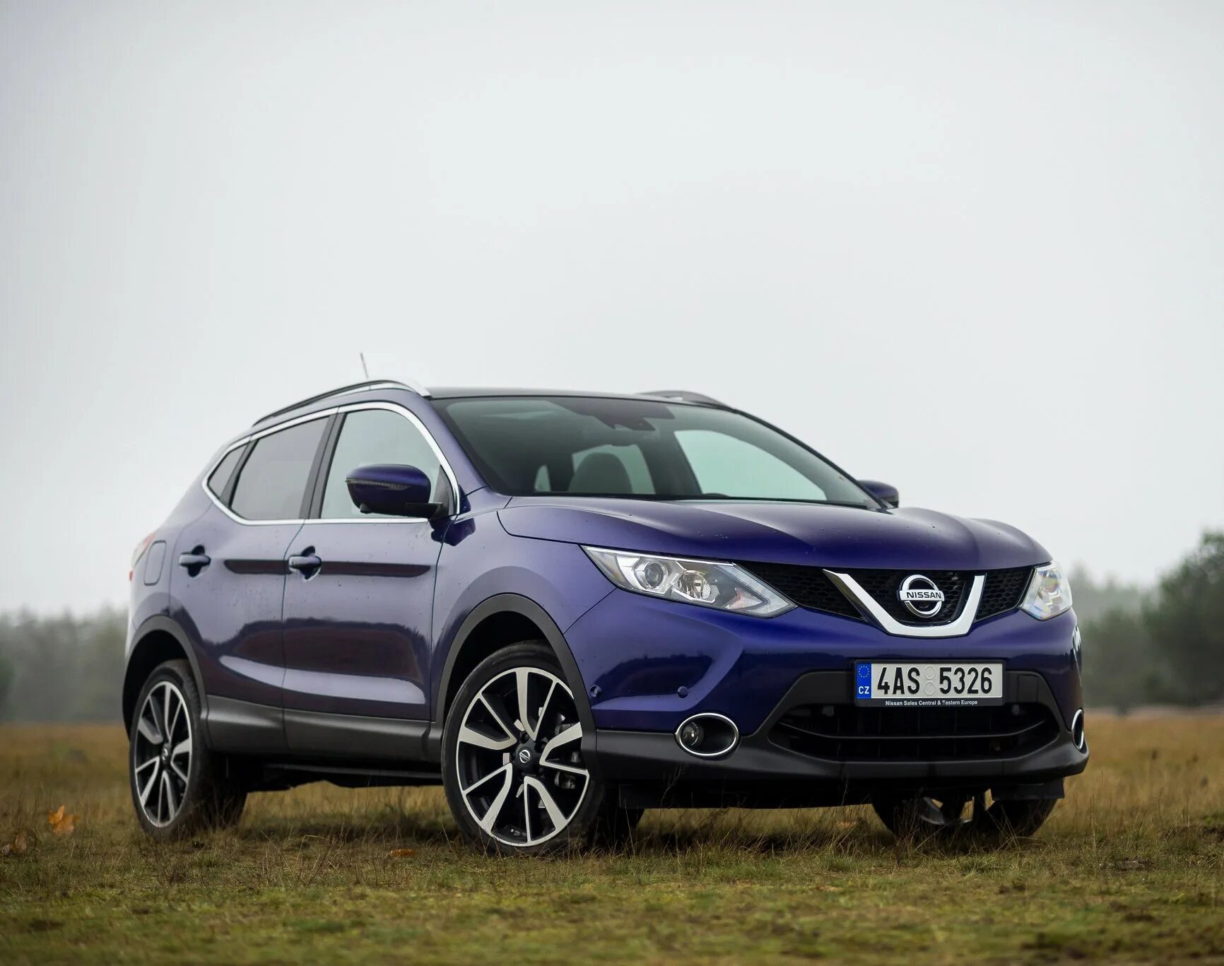 Nissan qashqai 4. Ниссан кашкай 2021 серый. Nissan qashqai 2014 белый. Кашкай 2015. Кашкай синий.
