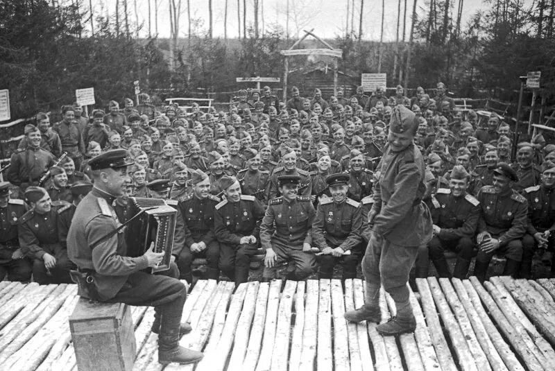 Концерты во время великой отечественной. Фронтовые бригады 1941-1945. Концерты во время великой отечественной. Русланова 1945. Концерты во время великой отечественной.