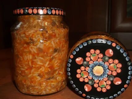 Как приготовить салат на зиму с рисом