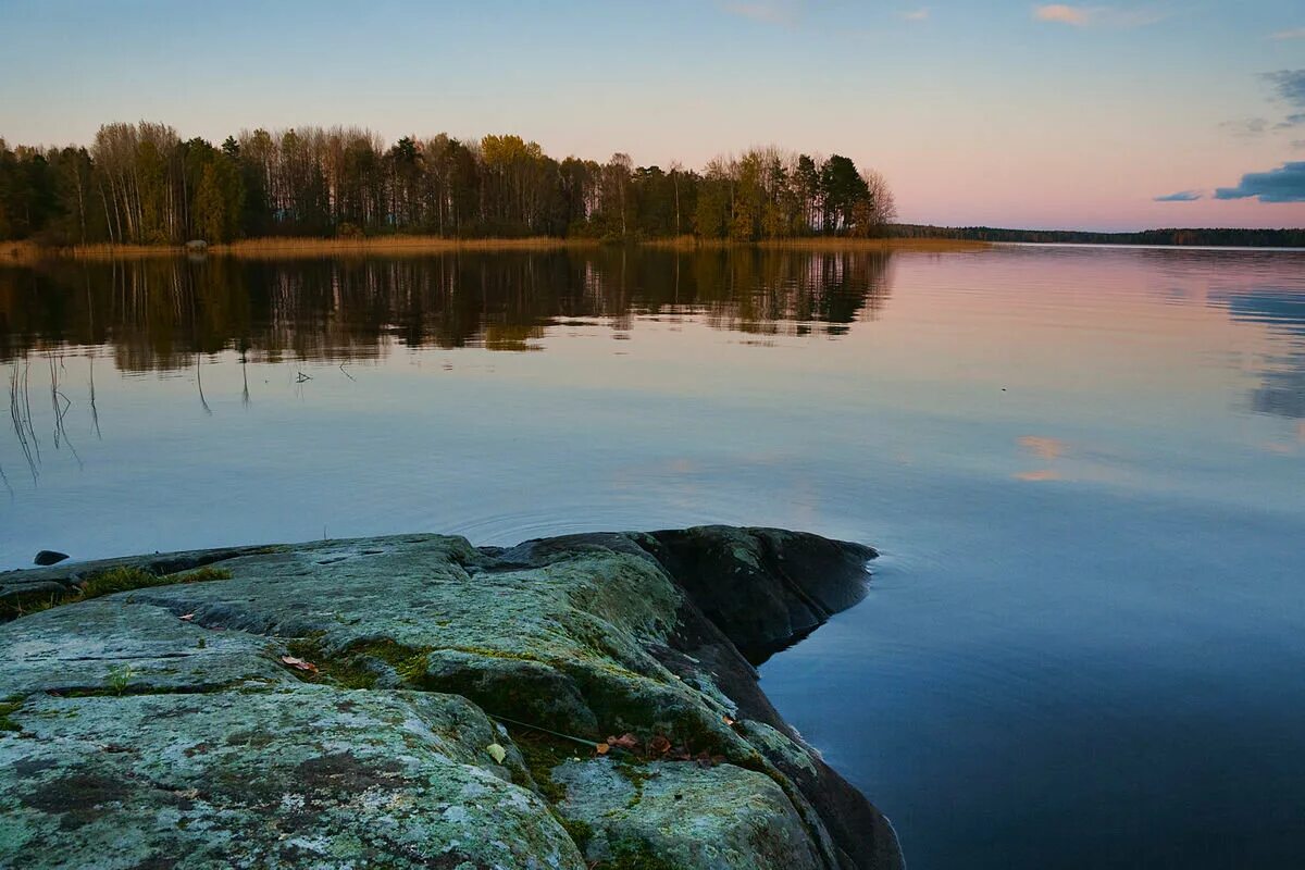 Озеро Вуокса Ленинградская область. Река Вуокса Приозерск. Озеро Вуокса Приозерск. Река Вуокса Выборг.