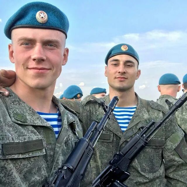 Игорь Иванченко голубые береты. Синий берет. Братья десанта. Это спецназ синий берет
