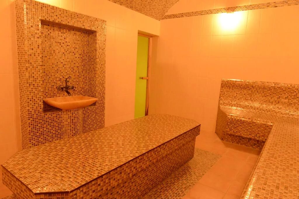 Изумруд наро. Санаторий изумруд подмосковье наро-фоминский р-н. Санаторий изумруд наро-фоминск работники. Пансионат изумруд наро-фоминск. Деревня деденево наро-фоминский район санаторий изумруд.