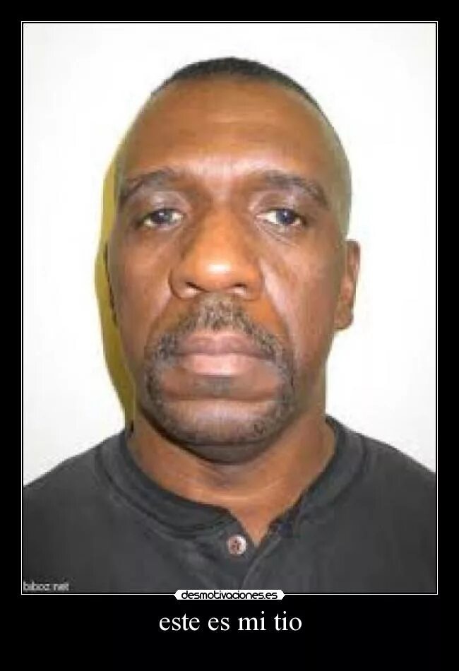 Тупак магшот. Африканцы с тарелкой в губе. Почему у негров нос. Афроамериканец с тонкими губами. Негритянский нос.