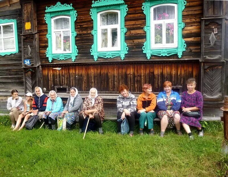 Живу одна в деревне. Жители сельской местности. Жители русской деревни. Деревенские люди. Деревня сельских жителей.