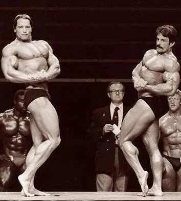 Майк ментцер олимпия 1980. Олимпия 80. Шварценеггер мистер олимпия 1972. Шварценеггер мистер олимпия 1980. Мистер олимпия 1980.