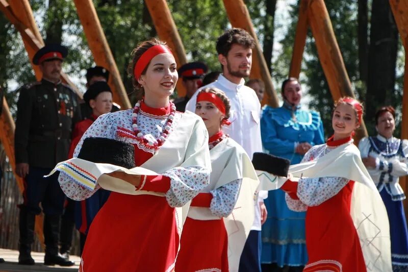 Костромская слобода. Фольклорный ансамбль семенково вологодская. Обряд кумления. Русский свадебный обряд. Заонежская деревня кижи.
