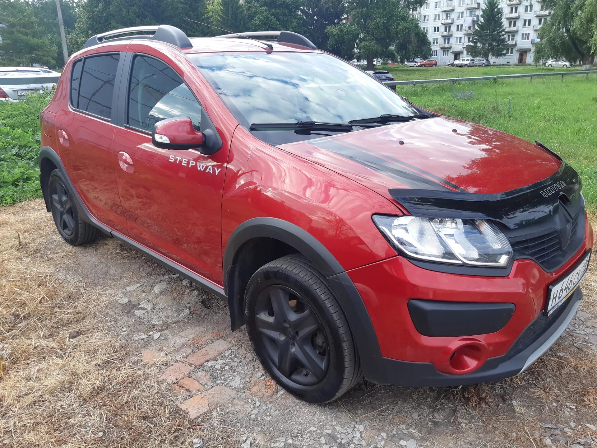 Сандеро степвей 2013. Рено сандеро 2 stepway. Логан степвей. Renault sandero stepway tuning. Спойлер renault sandero stepway 2.
