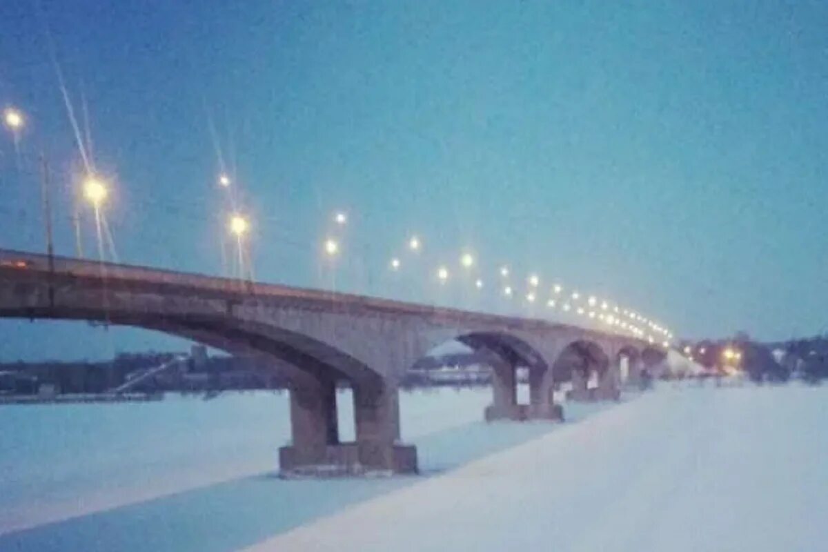 Октябрьский мост закрывают. Октябрьский мост ярославль. заволжский мост ярославль. московский мост (ярославль). октябрьский мост ярославль 2025.