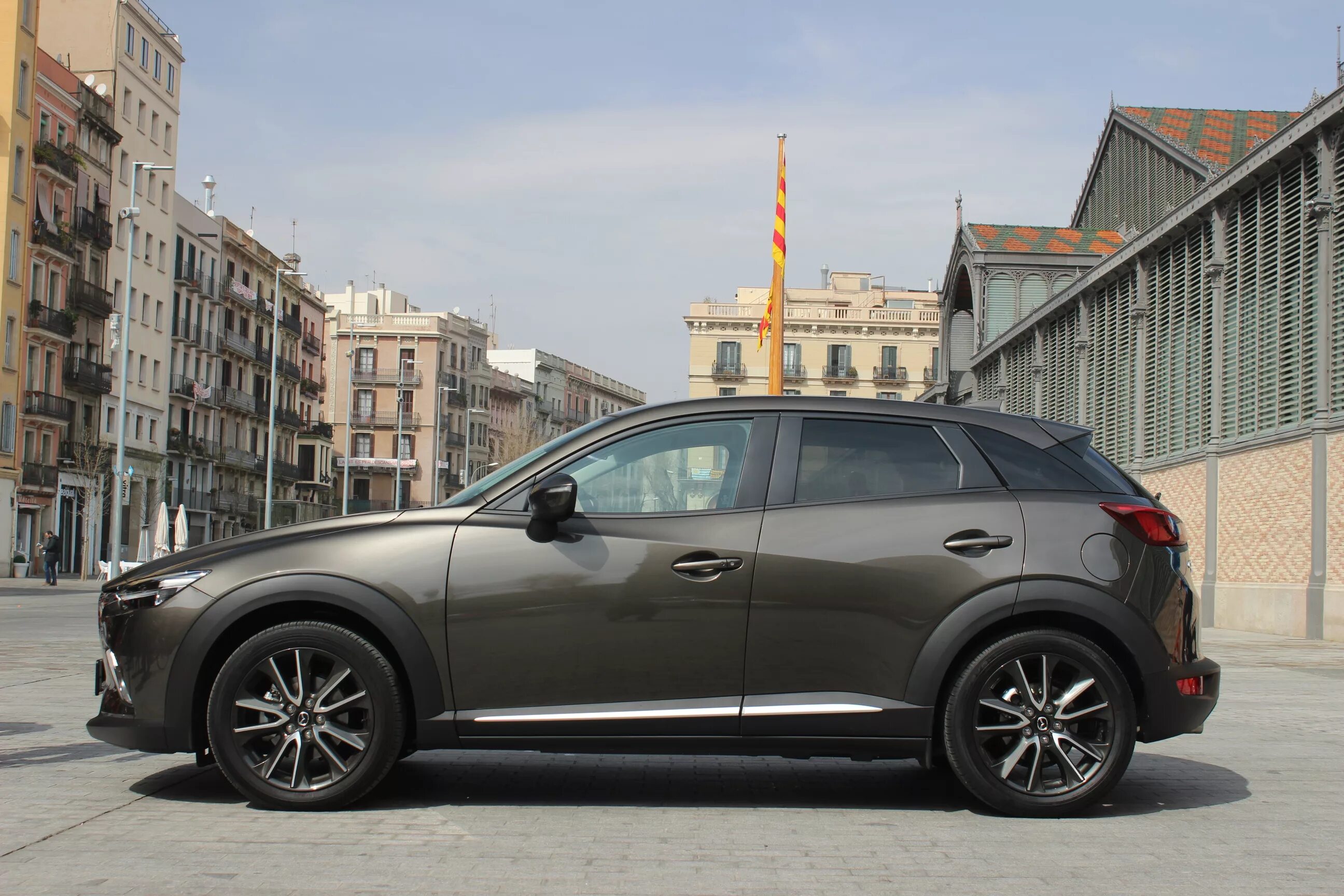 Литой диск мазда сх 5. Mazda cx5 r18. мазда сх-5. mazda cx-3. диски на мазда сх5.