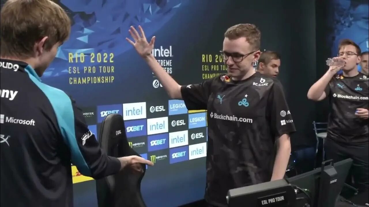Saw cloud9 прогноз. Cloud 9 cs go 2025. cloud9 cs go состав 2025. vp vs cloud9. axile cs go cloud9.