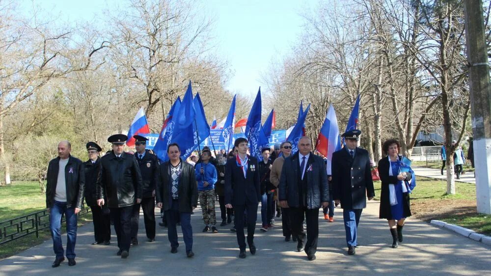 Погода красногвардейский район п красногвардейский. Красногвардейский район Крым. Невское Крым Красногвардейского района. Население Красногвардейское Крым.