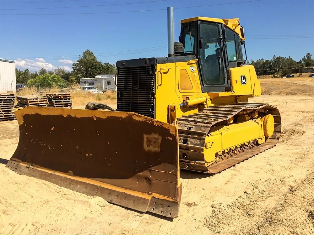 John deere 850j. Бульдозер John Deere 850,к. Бульдозер Джон Дир 1050. Бульдозер 850j салон.