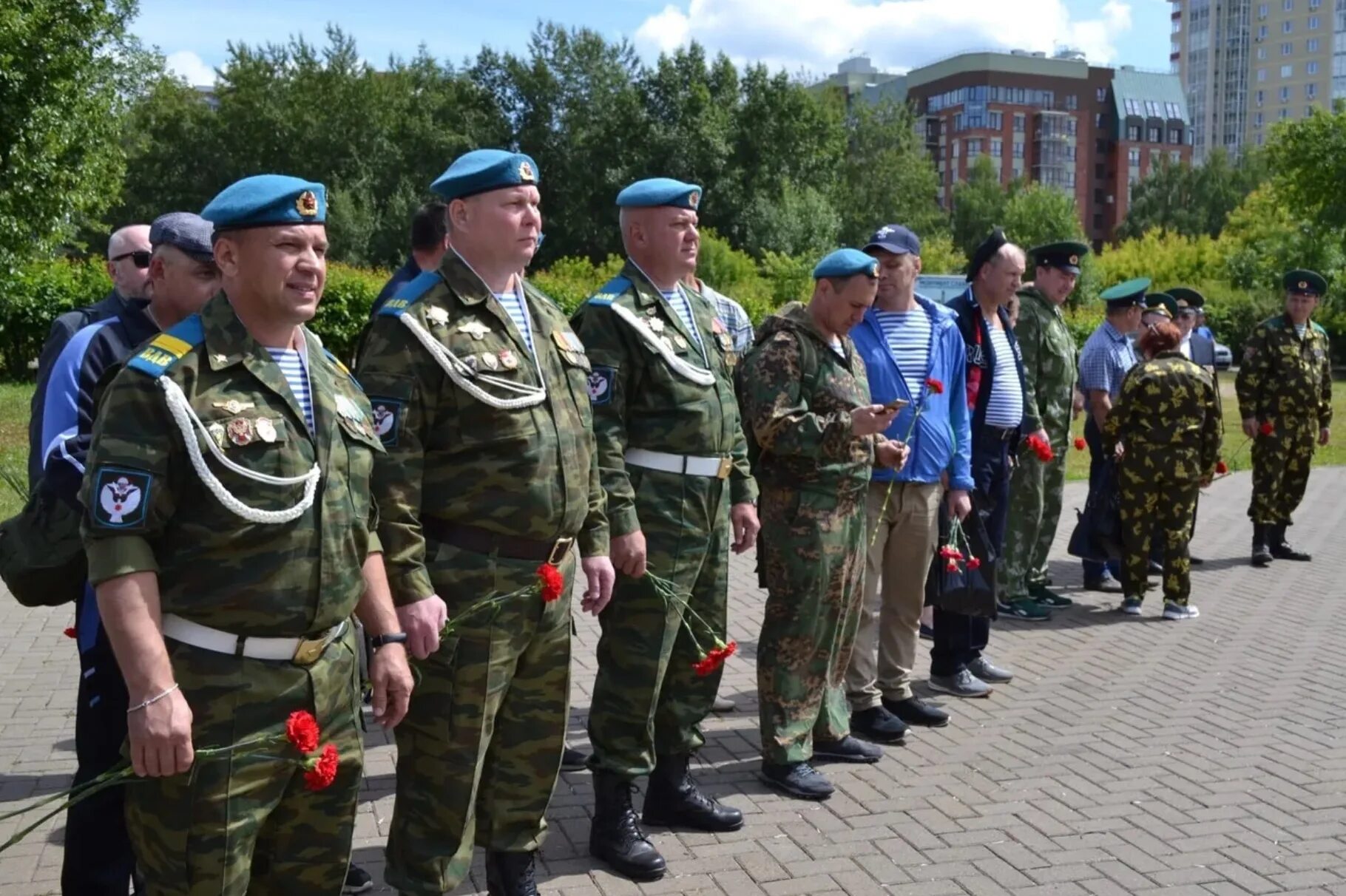 Ветераны боевых действий очередь на земельный. Ветеран боевых действий. День ветеранов боевых. Ветеран ВБД. 1 Июля день ветеранов боевых действий.