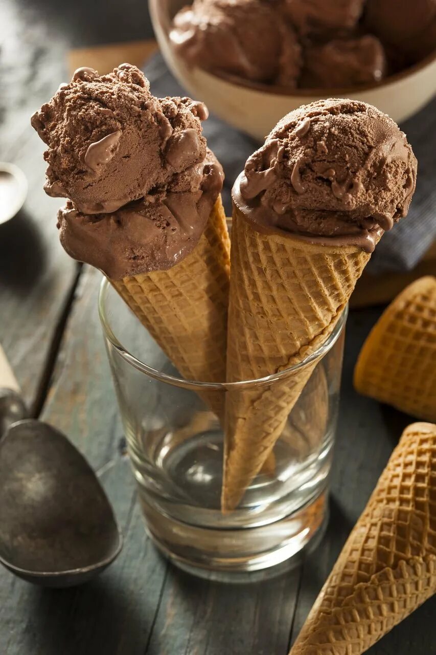 Четыре шоколада мороженое. Мороженое четыре шоколада. Мороженое четыре шоколада. Монтера мороженое бельгийский шоколад. Мороженое сальвадор шоколад.