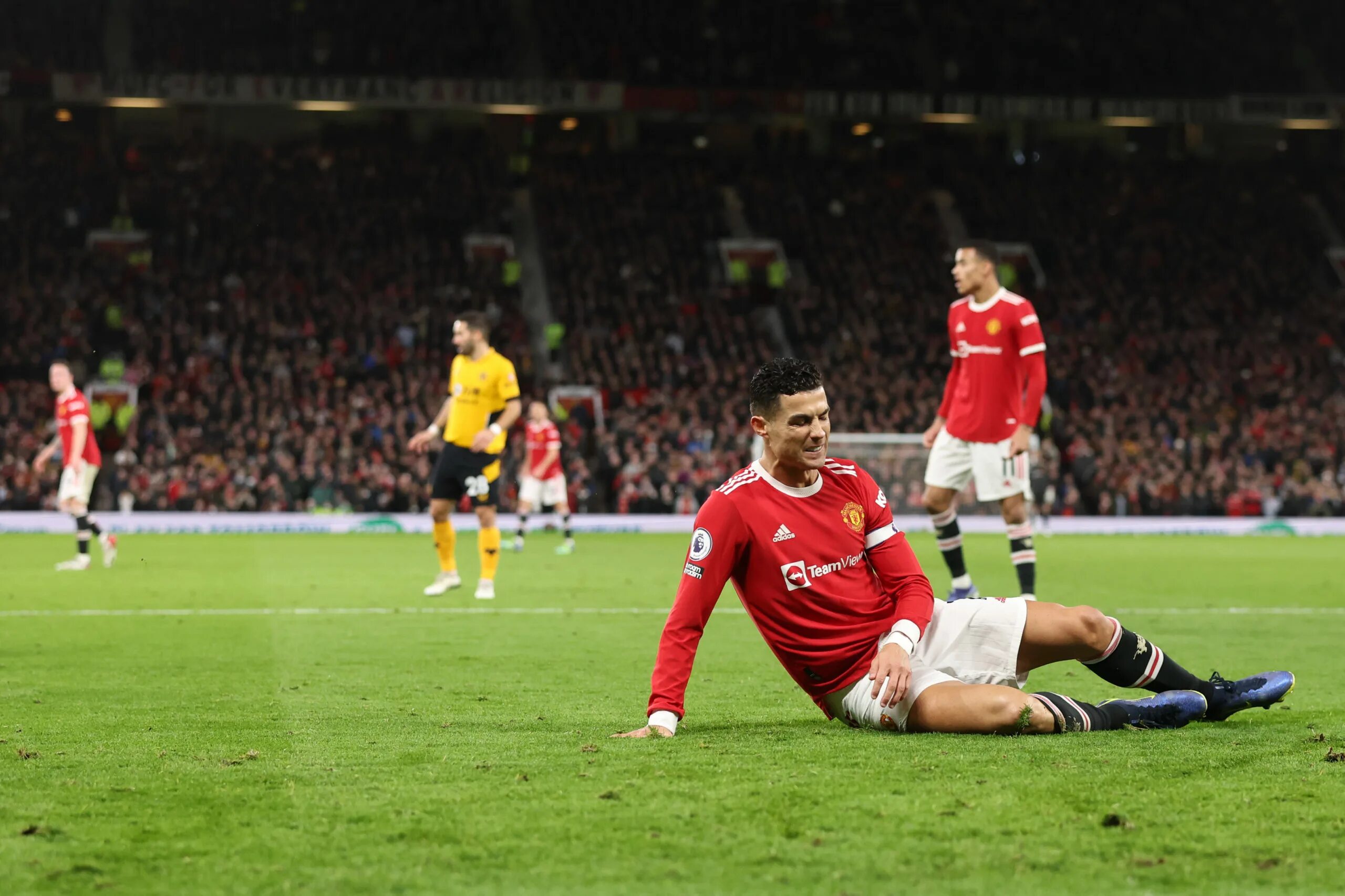 Вулверхэмптон vs Манчестер Юнайтед. Габриэль Агбонлахор man Utd. Вулверхэмптон Уондерерс Манчестер Юнайтед 1 февраля. М ю против