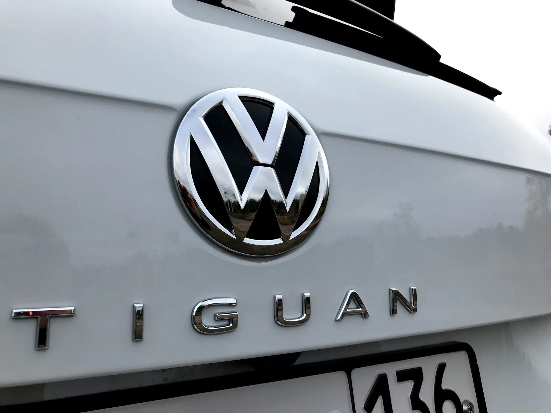 Шильдик фольксваген lt46. Шильдики volkswagen. Шильдик volkswagen. Шильдик с подсветкой фольксваген. Шильдик v5-volkswagen golf,1.