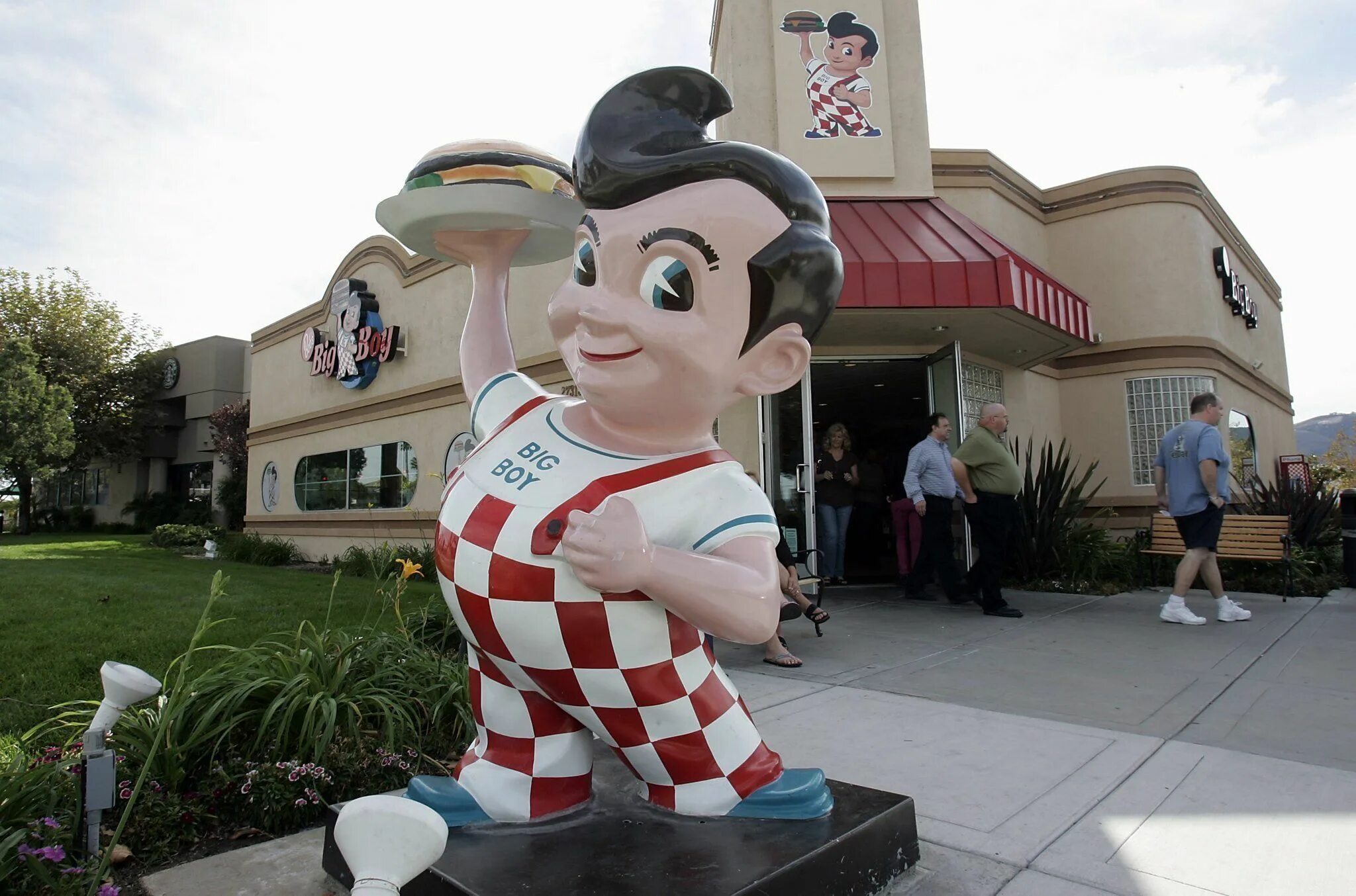 Bob's big boy. Big boy Restaurants. Американ бой ресторан. Big boy вывеска. Big bois