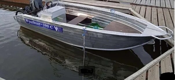 Лодка вятбот 390 дсм. Лодка вятбот 390. катер вятбот 390 dsm. лодка алюминиевая wyatboat 390dcm (увеличенный борт). моторная лодка wyatboat-390 dcm.