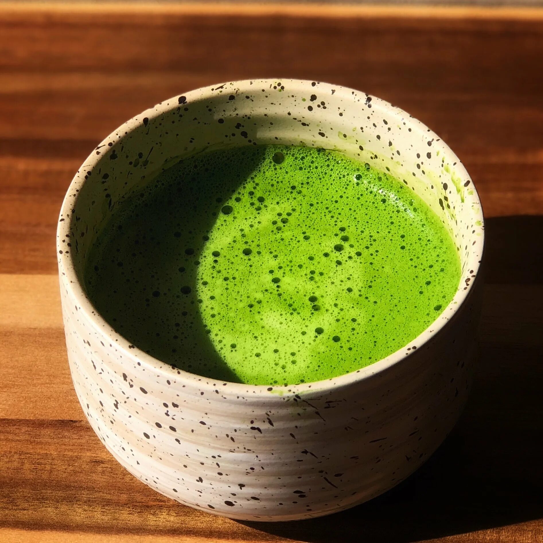 Лучший чай матча. Matcha Green Tea. Зеленый чай маття. Маття латте. Чай матча (маття).