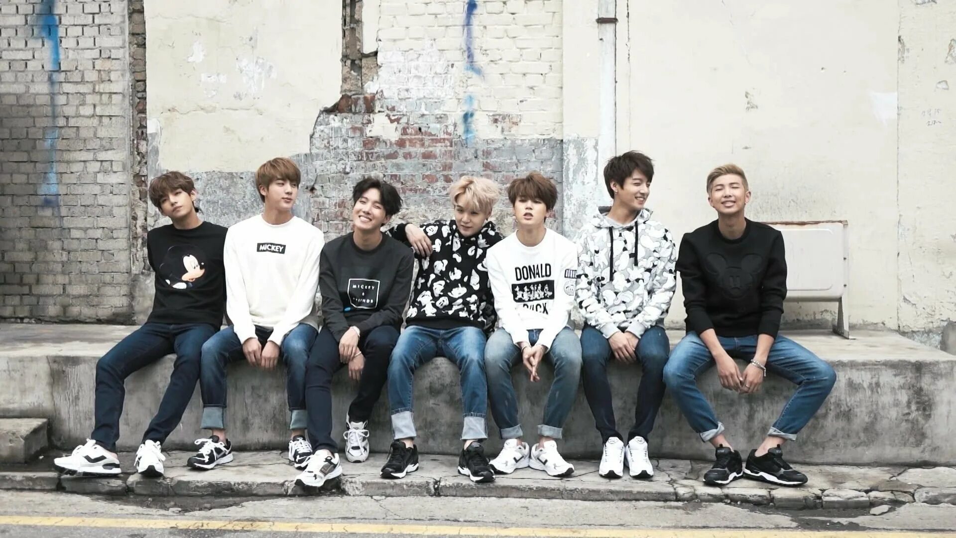 Заставки бтс. Bts 1920x1080. бтс обои. bts обои на пк.