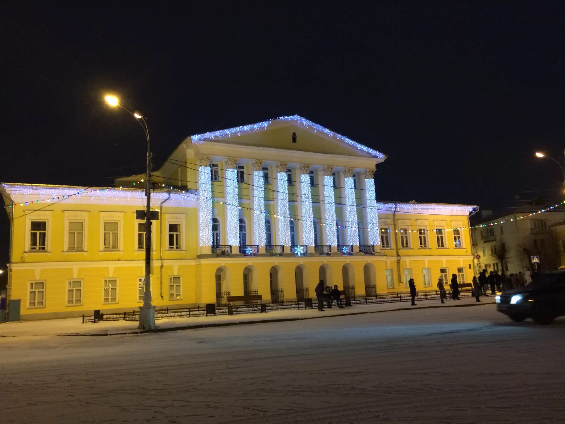 Борщова фото. Особняк борщова кострома. дом борщова сусанинская площадь. особняк сенатора борщова. дом генерала борщова в костроме.