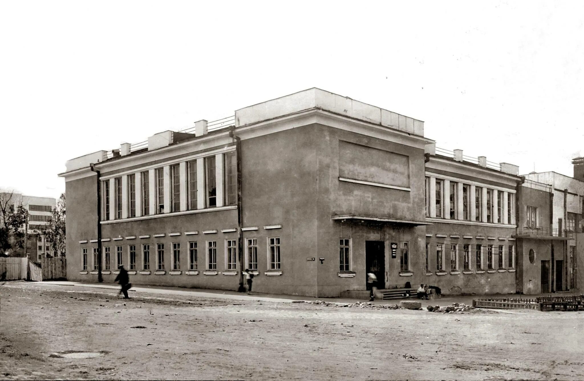 7 дом офицеров. Площадь куйбышева в самаре 1930. дом красной армии самара. самара дом офицеров год постройки архитектора. здание окружного дома офицеров самара.