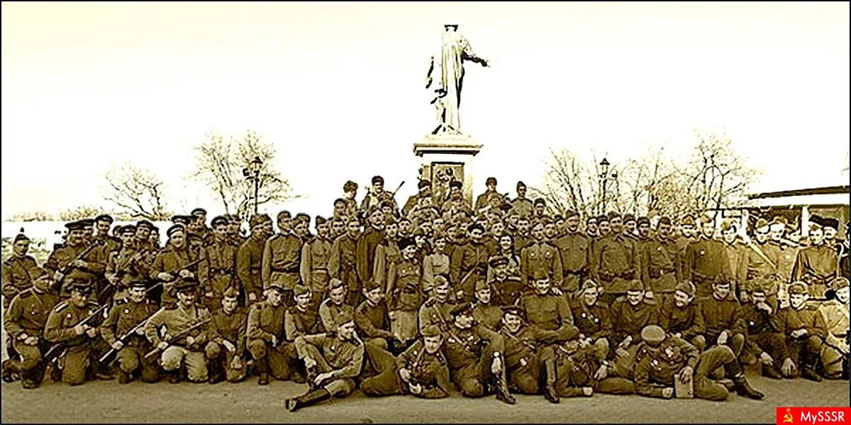 10 апреля 1944 года. Освобождение одессы апрель 1944. 10 апреля 1944 одесса. день освобождения одессы от румынско-немецких войск 1944г.. освобождение одессы 10 апреля 1944 года фото.