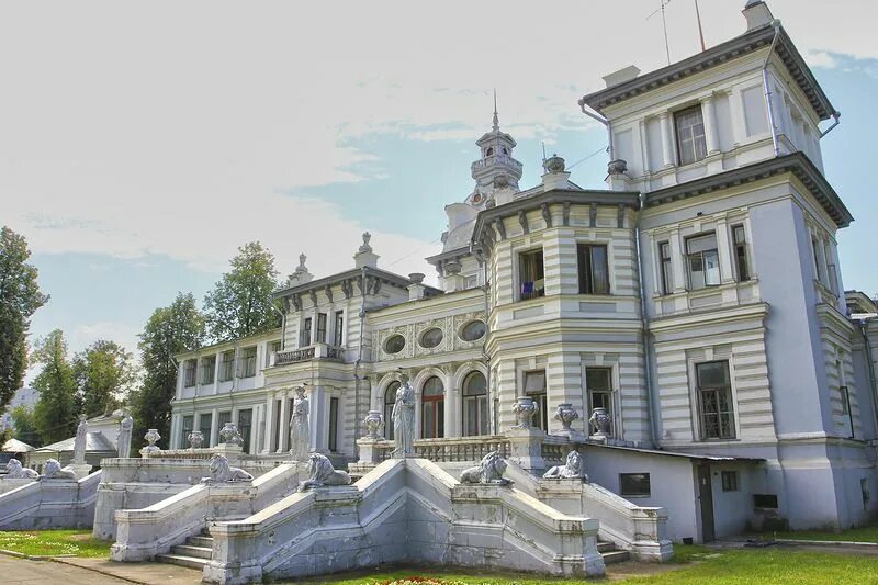 Усадьба г москва. Грачевский парк усадьба. Усадьба Грачевка в Ховрино. Дворец усадьбы Грачевка. Усадьба Грачевка в Монте Карло.