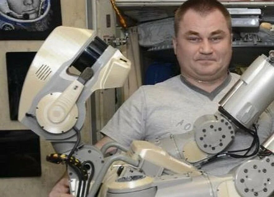 Первый робот побывавший в космосе. Федор робот космонавт. робот рогозина федор. робот федор на мкс. робот федор на мкс фото.
