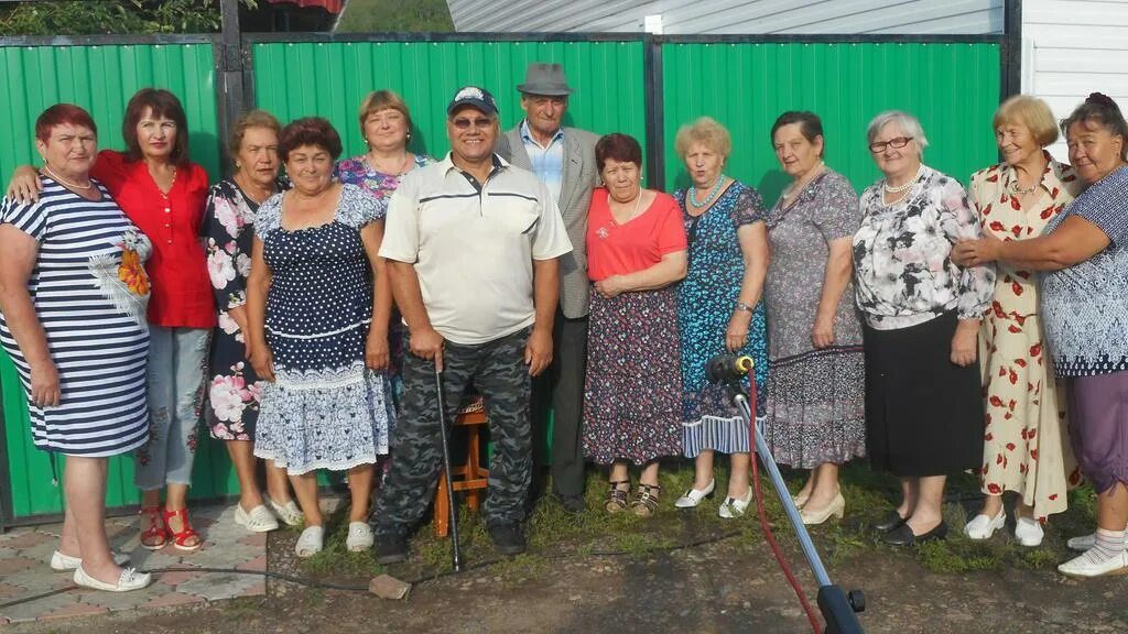 Новоберезовка Первомайский район Алтайский край. Новоберезовка Идринского района. Церковь Новоберезовка Идринский район.