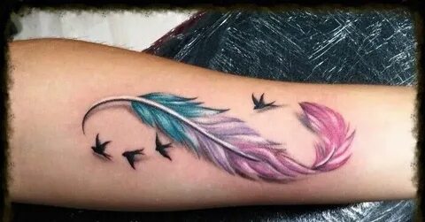 Что означают татуировки в виде перьев?