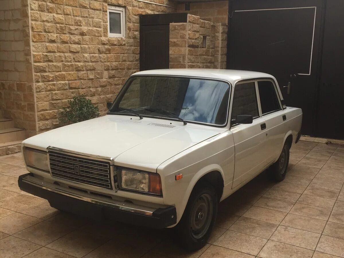 на продаже машины махачкале. ваз 2107 махачкала. машина синяя дагестан. ваз 2107 2010 белая. 2107 махачкала белая номера 520.