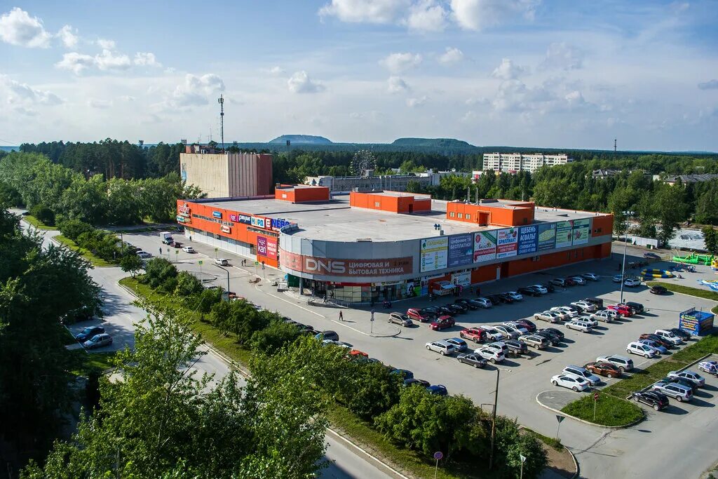 Торговый центр небо асбест. Асбест ленинградская, 26 тц "небо". Торговый центр небо асбест. Город асбест свердловская область торговый центр небо. Асбест ленинградская, 26 тц "небо".