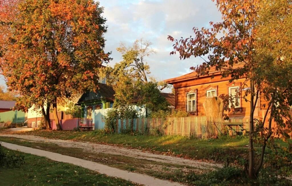 Таруса Калужская область. Таруса город. Улочки Тарусы. Пролетарская ул, 16 Таруса.