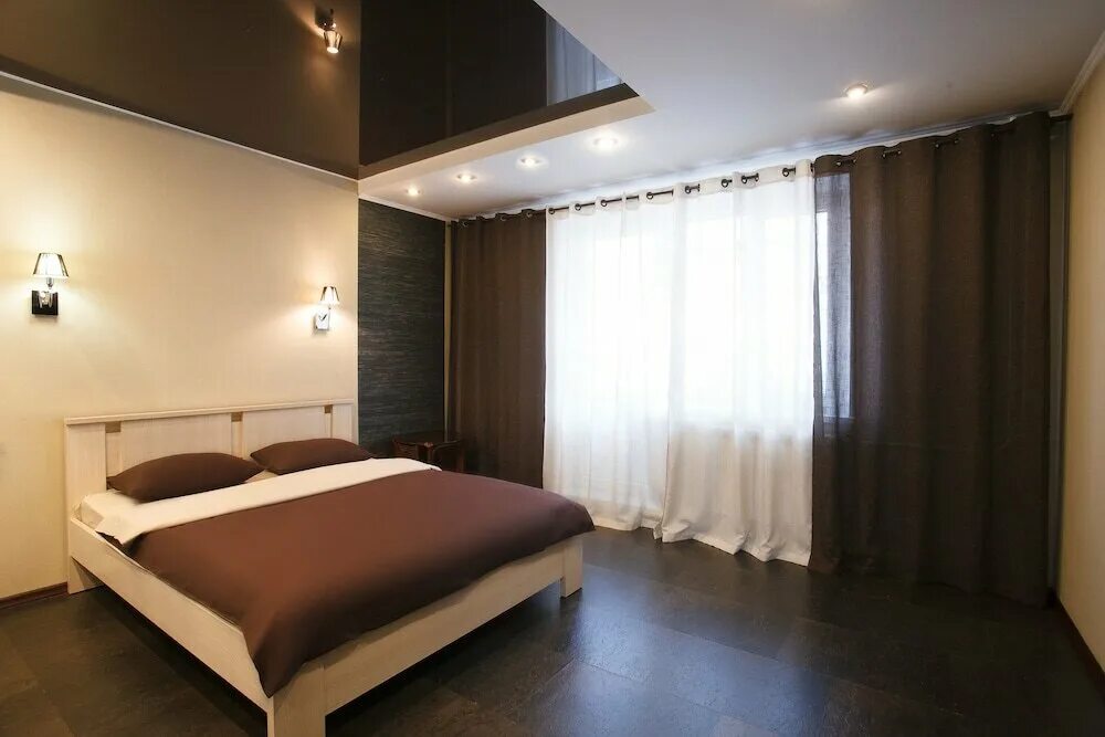 Романтические квартиры в красноярске. Квартиры посуточно красноярск вид на набережную. Клавис красноярск квартиры посуточно. Квартира в центре красноярска. Апартаменты туризм.