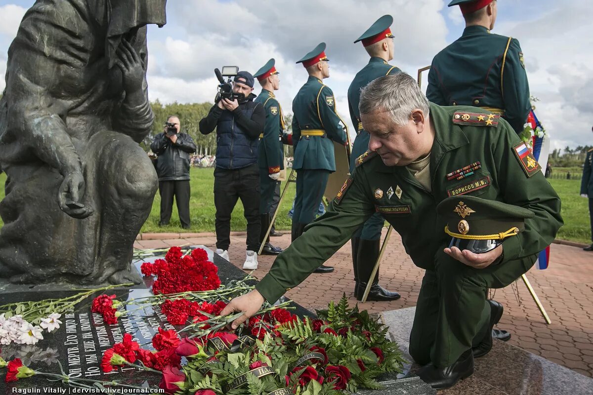 Военные в мирной жизни