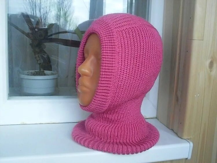 Вязаный шлем для мальчика. Как вязать шапку шлем. Шапка шлем спицами наталья савченкова. Шапочка-шлем эльфик. Анастасия варкентин шапка шлем мк.