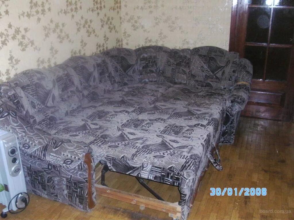 Горловка поселок зайцево смоленская 15. Мягкий уголок. Мебельная стенка в днр. Проспект победы горловка нотариус. Универмаг горловка.