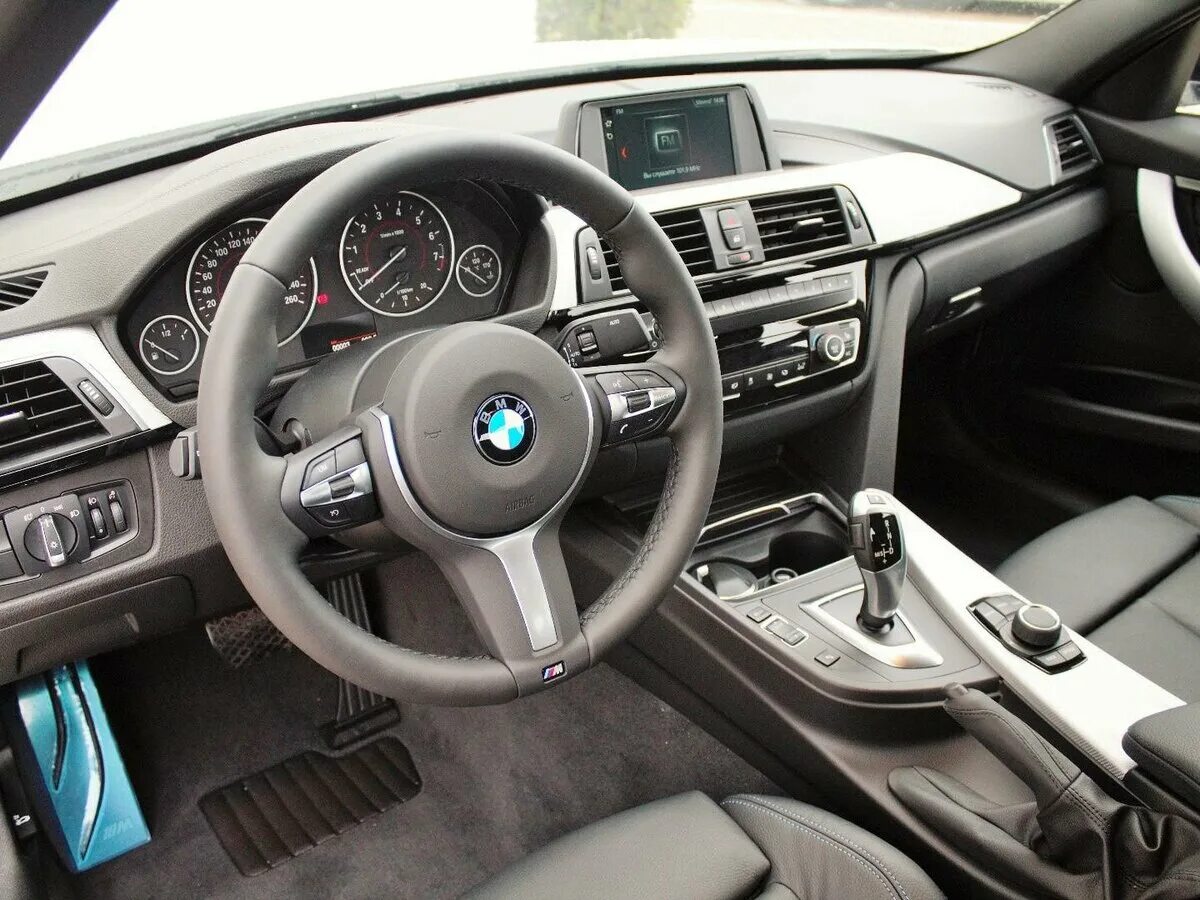 БМВ 320i салон. BMW 320i XDRIVE салон. BMW f30 320i XDRIVE салон. BMW f30 320d салон.