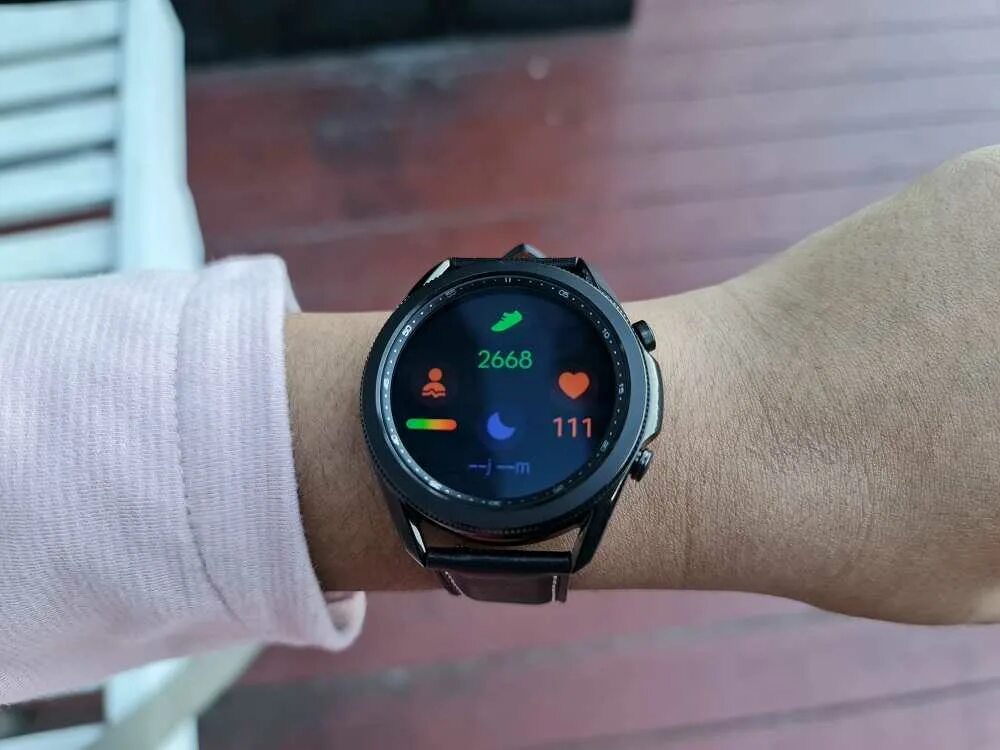 Галакси вотч 3. Часы Samsung Galaxy watch3. Samsung Galaxy watch 3 коробка. Samsung Galaxy watch 3 pulgin цена в Москве. Galaxy watch последние