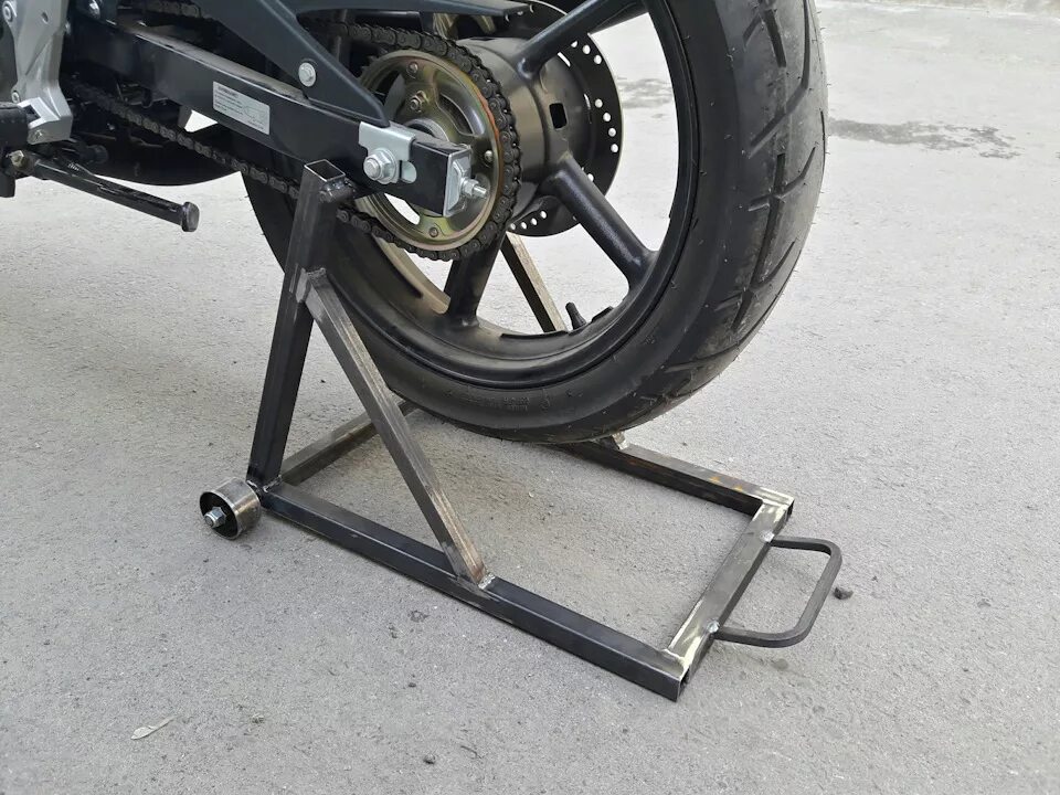 Как сделать подкат. Подкат для r1200cl. подкат под xvs 1100. подкат под раму для cb400. мотоподкат консольный.
