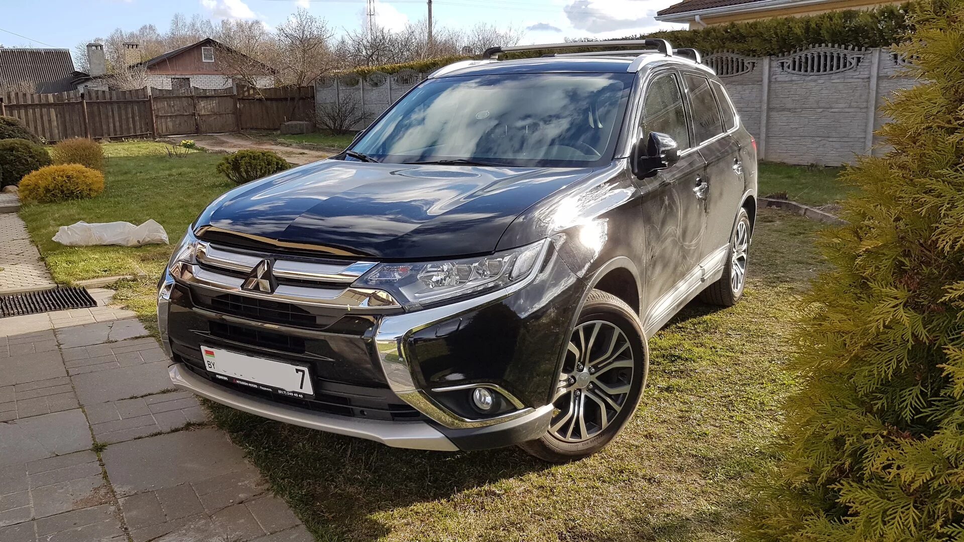 Аутлендер 3 видео. Mitsubishi Outlander 2016 Tuning. Аутлендер 3. Аутлендер 3 2016. Митсубиси Аутлендер 2016 черный.