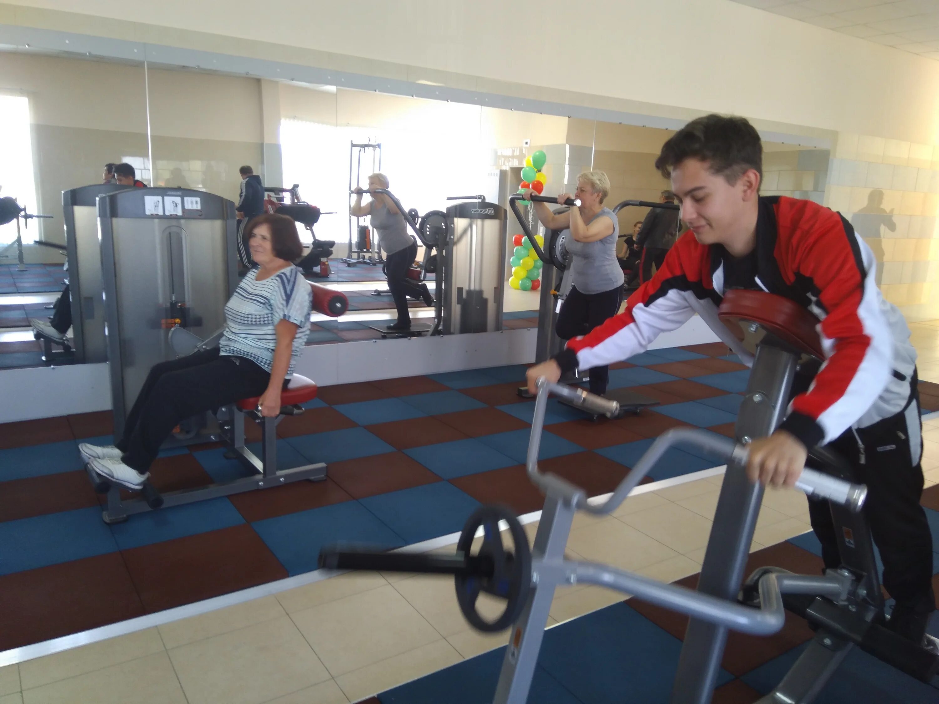 атлант спорт волгоград. атлант липецк спортивный комплекс. атлант липецкий район. атланта липецк комплекс. атлант липецк спортивный комплекс.