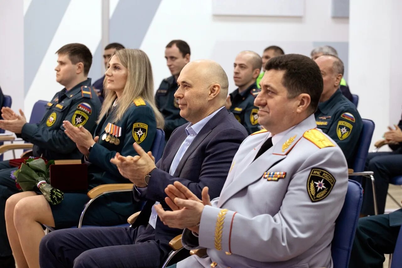 Спас награждены. День спасателя. спасатели награждены. день спасателя российской федерации. с профессиональным праздником спасателя.