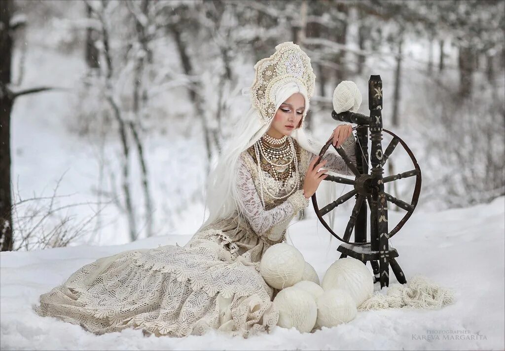 миниатюрные китайские девушки. 21 декабря день миниатюрных девушек. юная оторва. молодые оторвы. селена гомес новая.