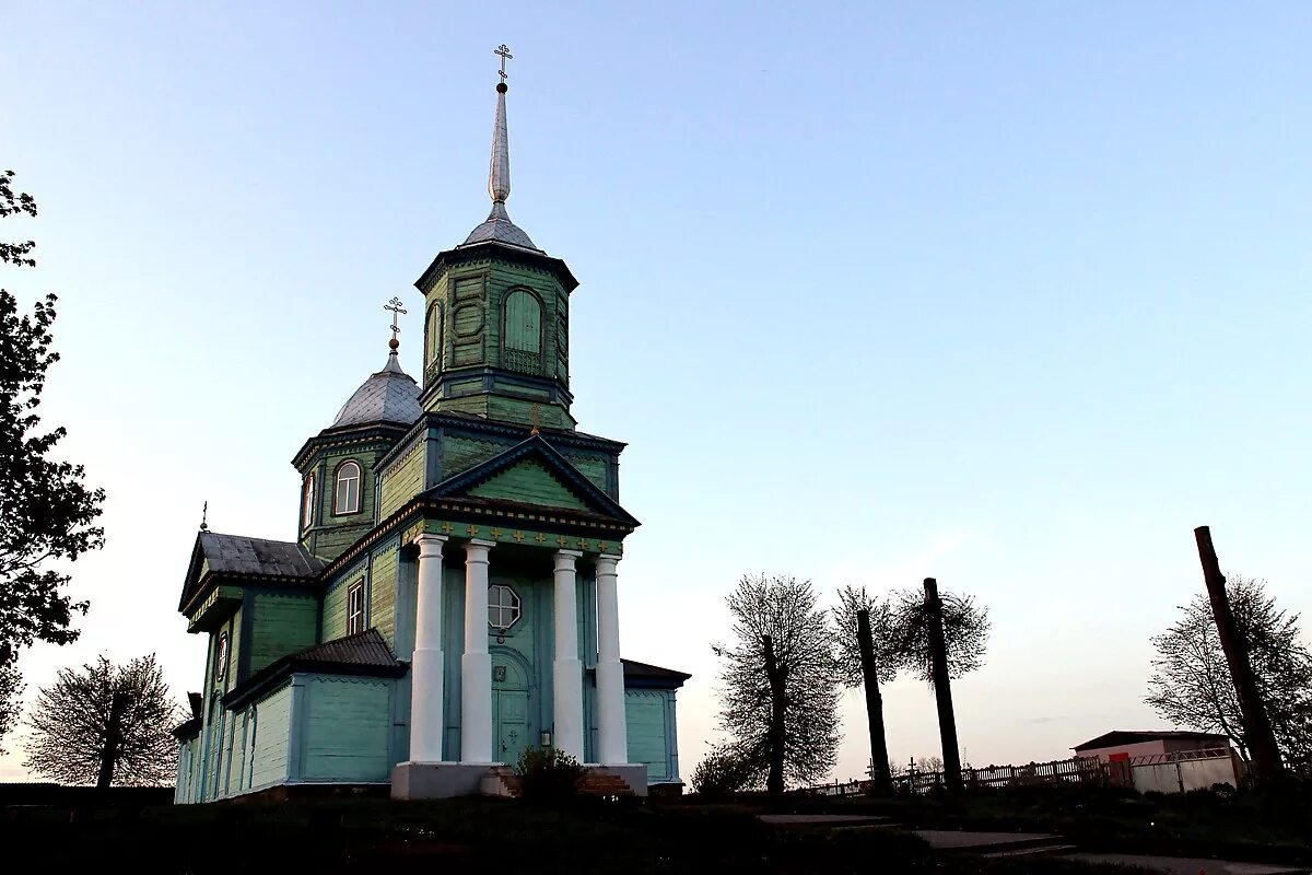 Деревня Блонь Пуховичского района. Церковь в деревне Блонь Беларусь. Буценец деревня Блонь. Деревня Ржище Пуховичский район. Блонь огонь ул ленина 2 отзывы