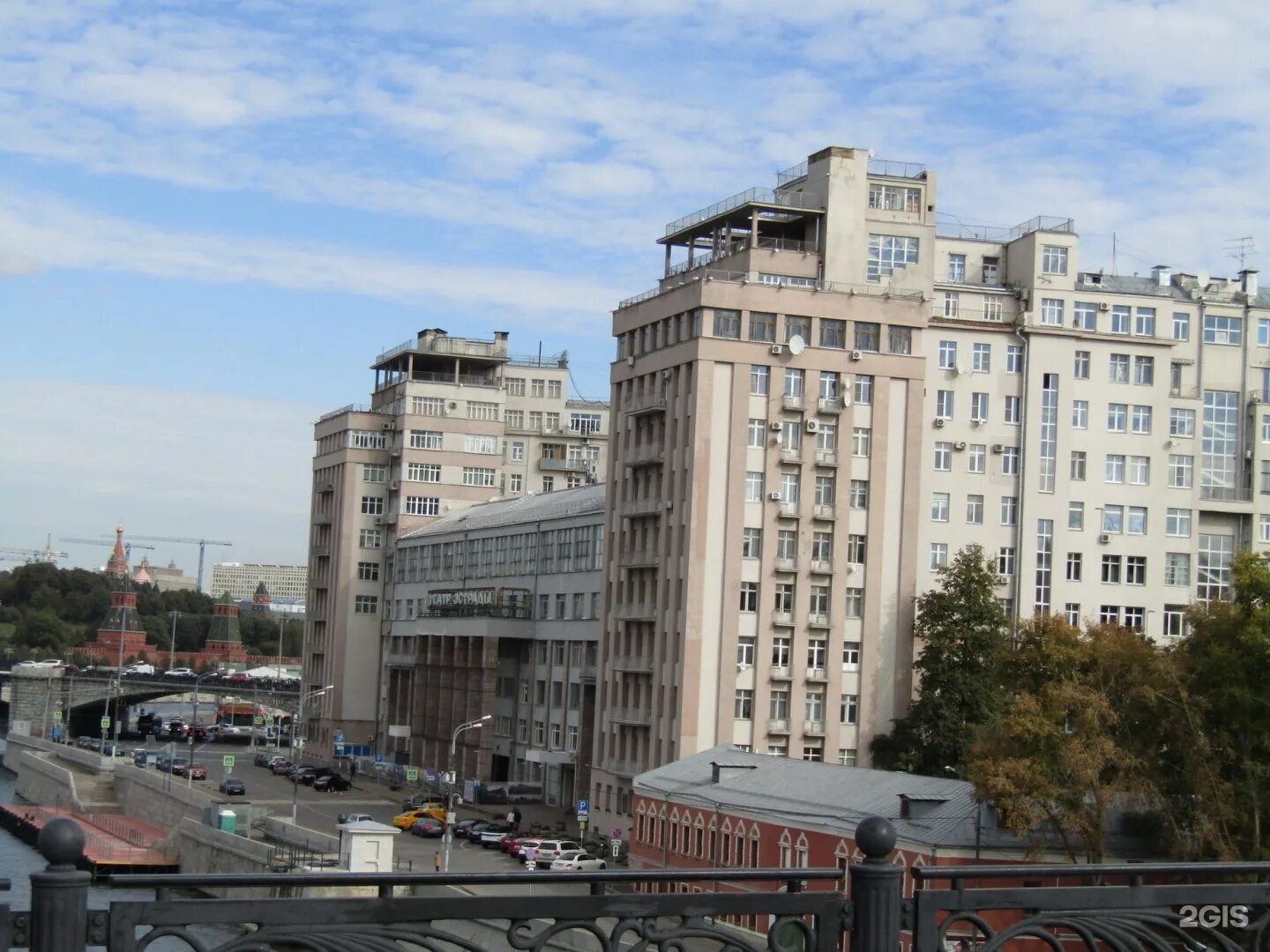 Moscow city, house 2 (наб. Берсеневская, 20/2). Apartment house