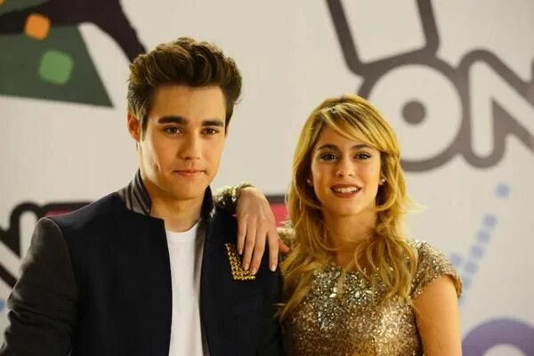 Тини и хорхе бланко. Тини штоссель и хорхе бланко. Tini y jorge blanco. Tini y jorge blanco. Tini y jorge blanco.