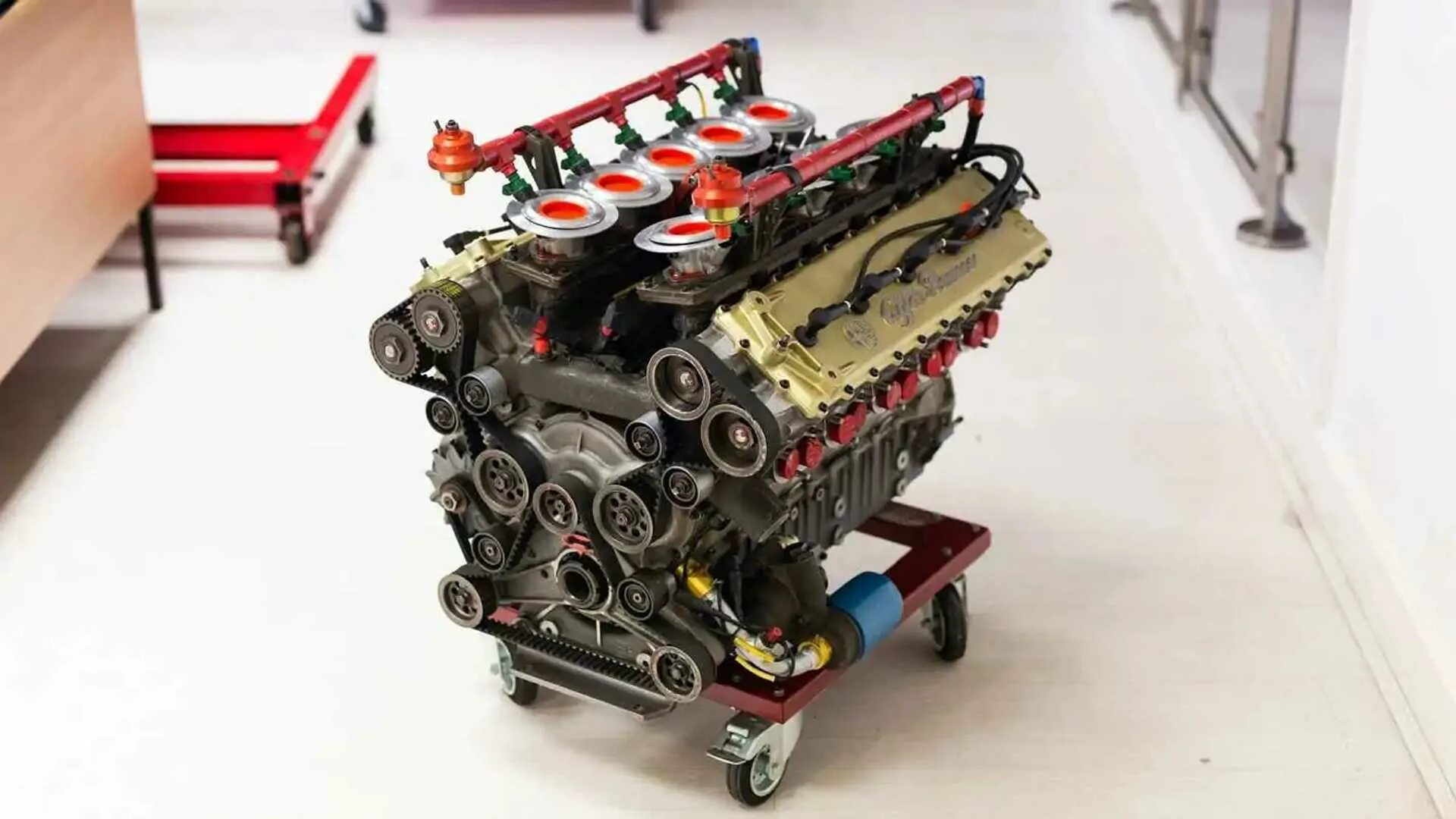 Мотор Альфа Ромео. Alfa Romeo v10 engine. Моторы Альфа Ромео для формулы 1. 1,3 Двигатель Альфа Ромео. Моторы alfa